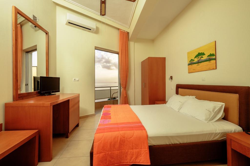 Hotel Panorama Kalamata Cameră foto